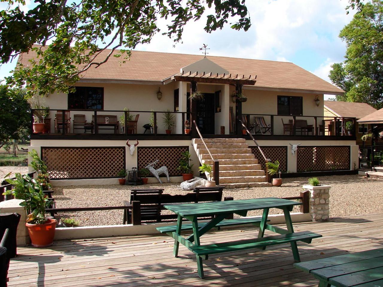 Crooкed Tree Lodge Belize Crooked Tree Exterior photo